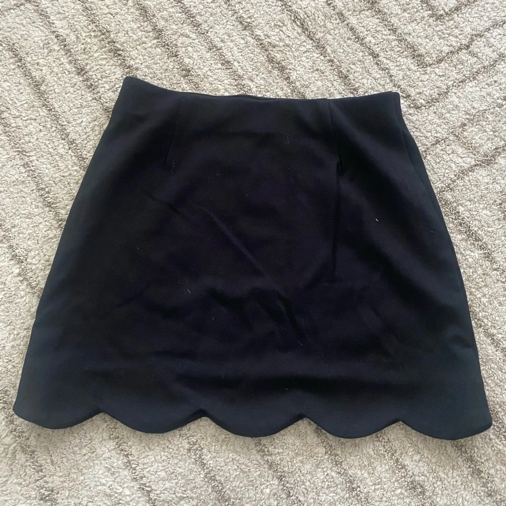 Topshop Black Scallop Hem Mini Skirt Size US 4 UK 8 EUR 36